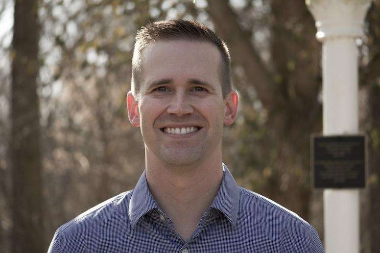 headshot of dr justin shiflett l clintonville dentist